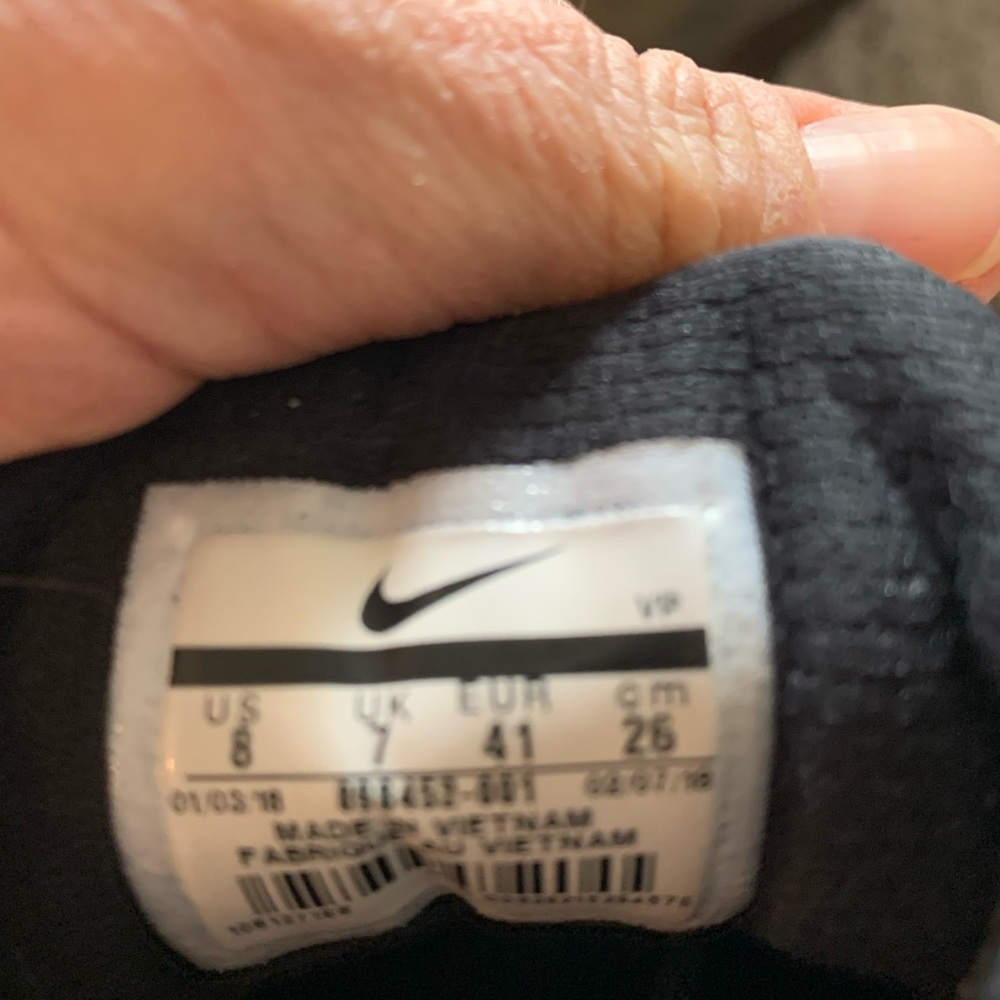 Men’sNike Basketball High Tops